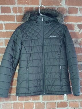 Columbia Olive Green Quilted Hooded Puffer Jacket